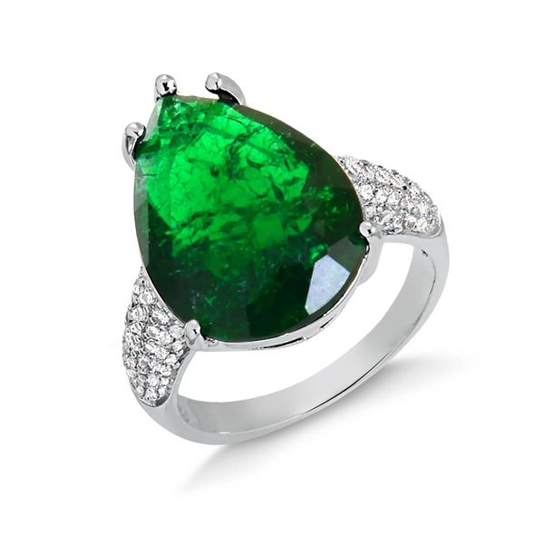 

Anel com gota grande de pedra natural verde cravejado de zircônias folheado em ródio branco 12