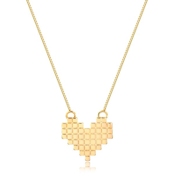 

Colar com coração pixelado folheado em ouro 18k