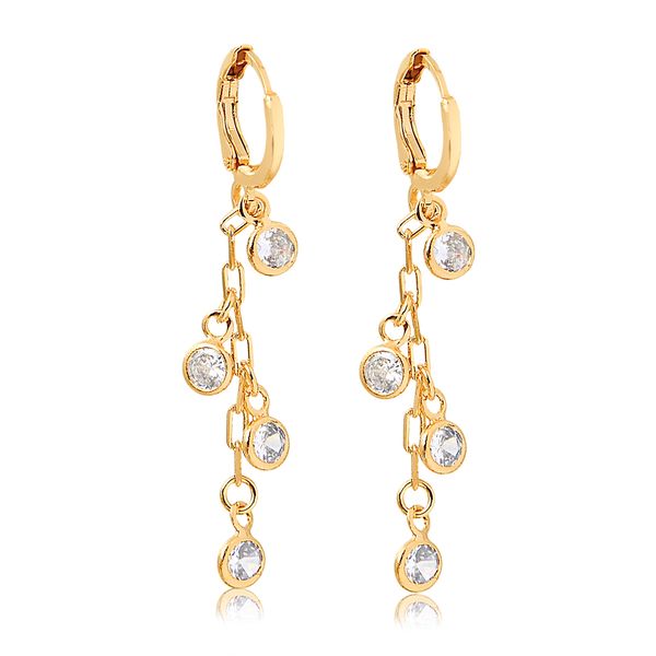 

Brinco de argola fechada com pêndulo e quatro pontos de luz folheado em ouro 18k