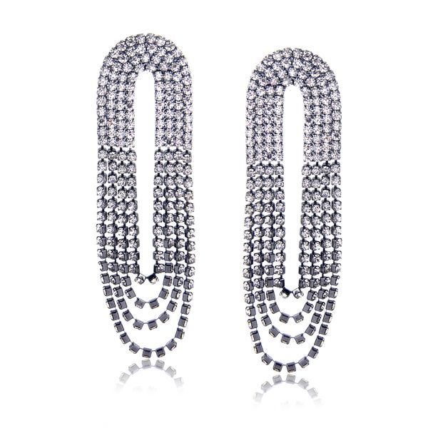

Brinco pequeno de strass com design oval folheado em ródio negro